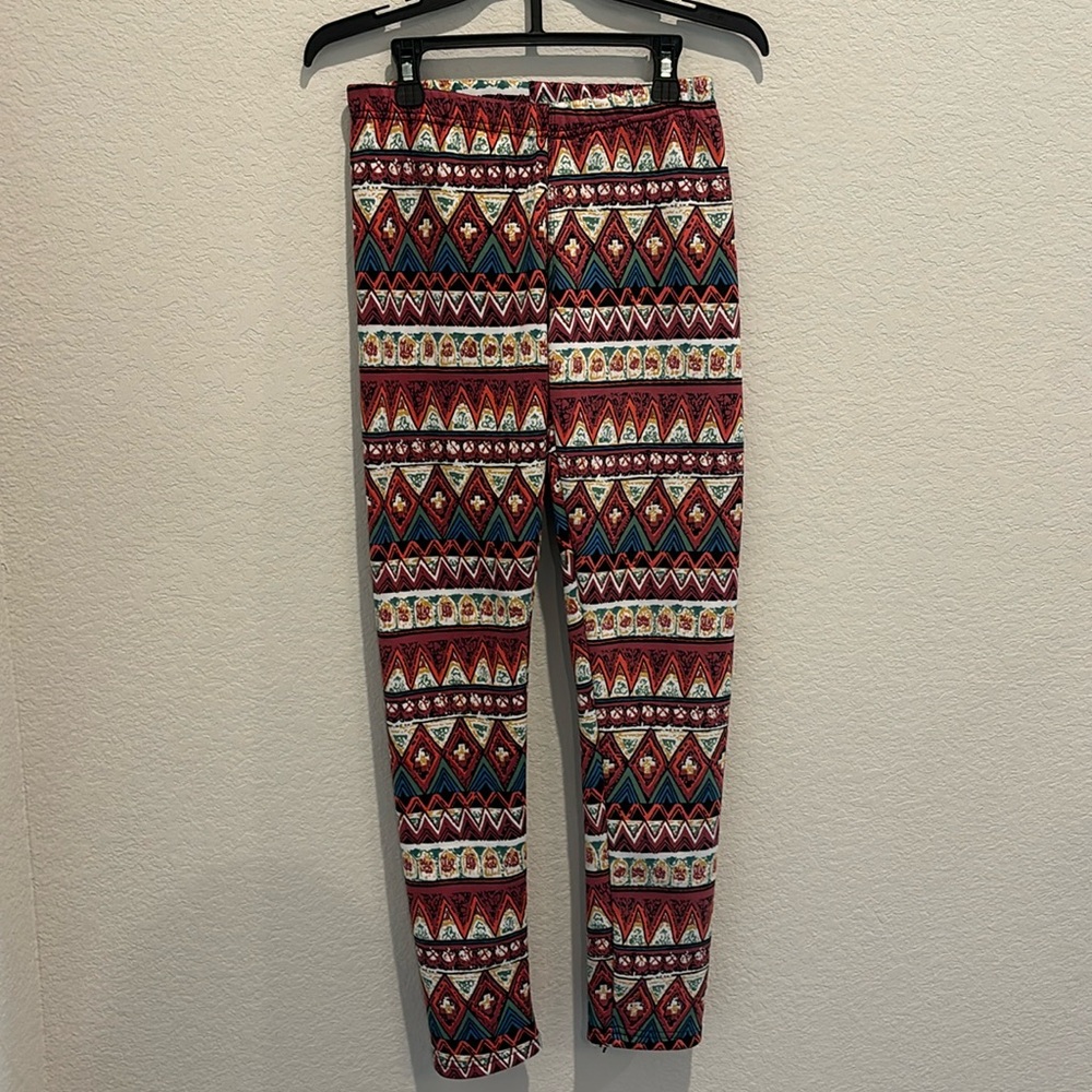 DOCOLE Women’s Junior OS Multi-Colored Print Faux Fur Lined Leggings.